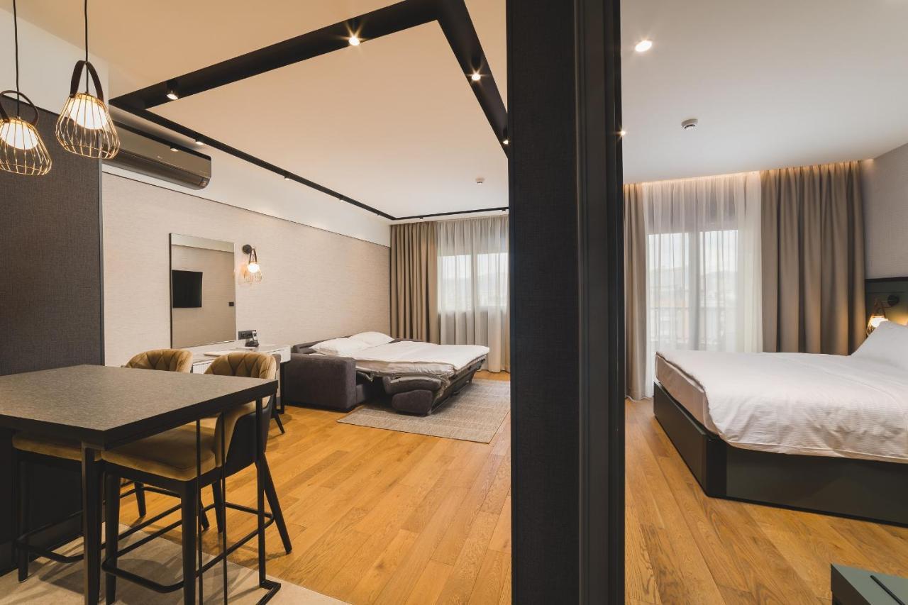 Signum Hotel 포드고리차 외부 사진